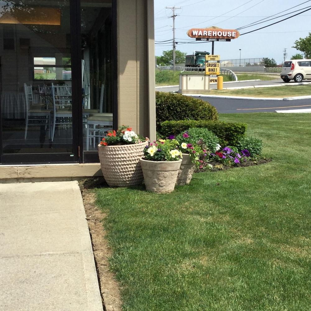 Econo Lodge Buffalo South Blasdell Extérieur photo