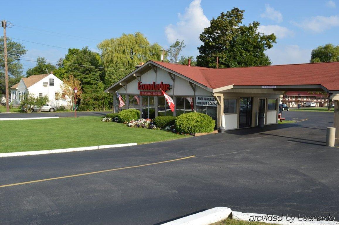 Econo Lodge Buffalo South Blasdell Extérieur photo